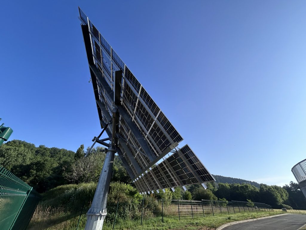 Tracker solaire STEP Le Bugue